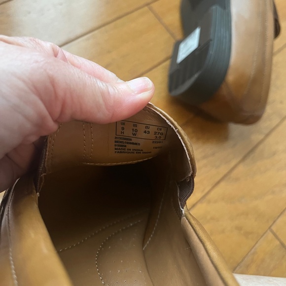 Clark’s Collection Tilden Men’s Brown Leather Loafers NEW Size 10 W Slipon Shoes